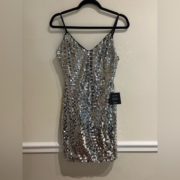 Lulus Exceptional Dazzle Silver Sequin Sleeveless Bodycon Mini Dress size medium - Picture 4 of 6